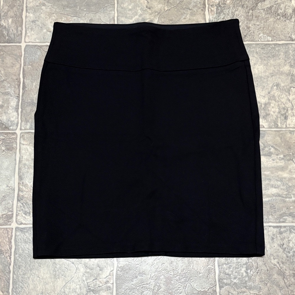 ALFRED SUNG Classic Black Pencil Skirt